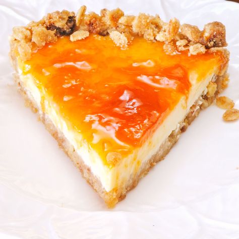 Yogurt Custard, Granola Crust, Apricot Pie, Healthy Thanksgiving Desserts, Tart Pie, Work Recipes, Pie Party, Crunchy Granola, Custard Tart