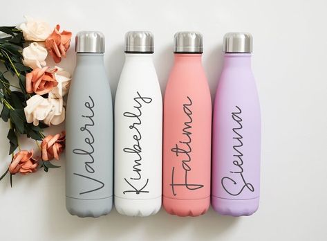 Business Promotional Gifts, Bridesmaid Wine Label, Mini Champagne Labels, Trendy Water Bottles, Bubbly Bar, Bridesmaid Wine, Bridesmaid Proposals, Pharmacist Gift, Idee Cricut