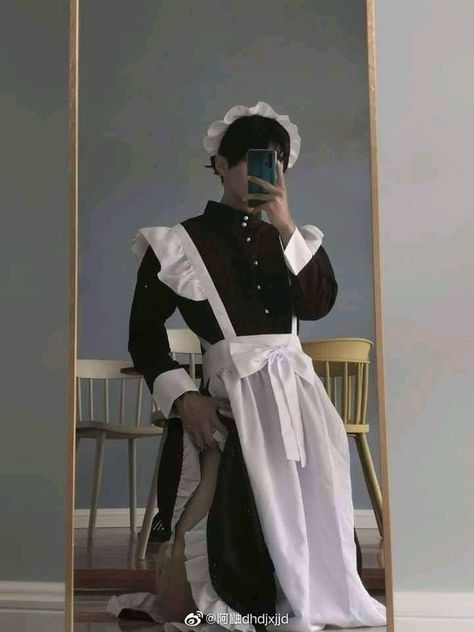 Anime, Corpse Husband, Maid Outfit, A Man, The Story, Mirror, Green