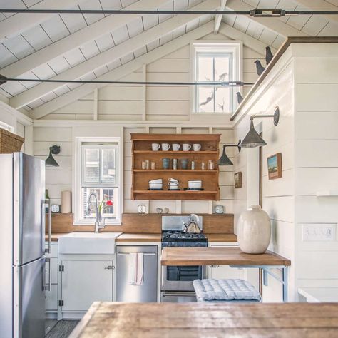 The Writer's Cottage - Remodelista Elegant Cottage, Small Cottage Kitchen, Maine Cottage, Small Cottages, Cottage Renovation, Cottage Exterior, Tiny Cottage, Cottage Interior, Lake Cottage