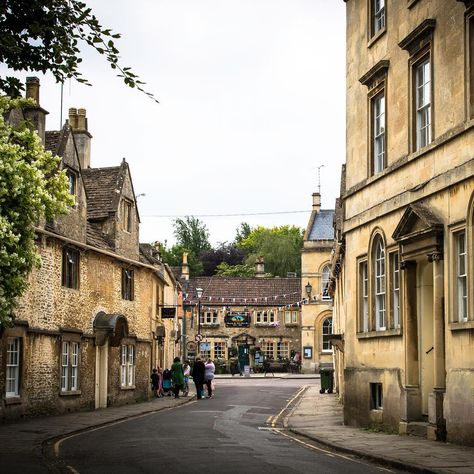 Indulgent Vacations on Instagram: “Part of England’s 🏴󠁧󠁢󠁥󠁮󠁧󠁿 Great West Way, Corsham is something of a hidden gem 💎 in Wiltshire and a must do if you’re traveling in the…” Carnforth England, Kingston Upon Thames Aesthetic, Thames Street Newport, Bourton On The Water England, Durham England, Village Life, Hidden Gem, Places Ive Been, Street View