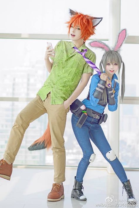 Nick Wilde and Judy Hopps Cosplay - Zootopia Judy Hopps Costume, Zootopia Cosplay, Cosplay Couple, Cosplay Disney, Couples Cosplay, Couple Cosplay, Cosplay Inspiration, Judy Hopps, Epic Cosplay