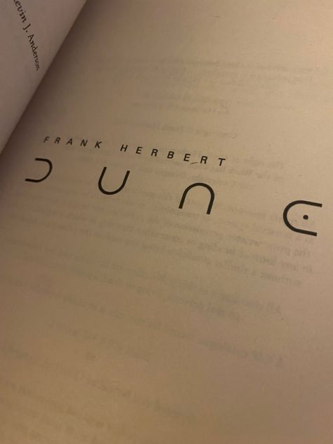 Sci Fi Books Aesthetic, Dune Book Aesthetic, Aesthetic Timothee Chalamet, Dune Aesthetic, Dune Movie, Dune Book, Dune Frank Herbert, Aesthetic Pin, Dune Art