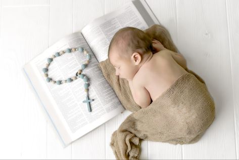 Rosary Photography, Christening Photoshoot, Bible And Rosary, Christening Photography, Baptism Photography, Bible Cross, Catholic Baptism, Bible Photos, Baby Bible