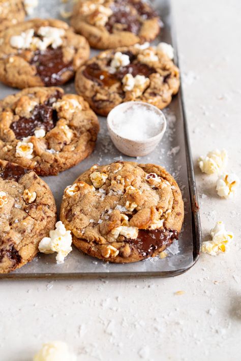 Brown Butter Salted Caramel Popcorn Chocolate Chip Cookies — Cloudy Kitchen Caramel Popcorn Cookies, Popcorn Cookies Recipe, Garage Bakery, Chocolate Puddles, Salty Chocolate Chip Cookies, Cookie Dough Pops, Cloudy Kitchen, Popcorn Chocolate, Popcorn Cookies