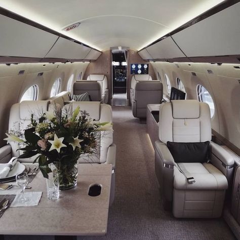 Private Plane Interior, Fly Private, Jet Interior, Plane Aesthetic, Private Jet Interior, Jet Privé, Luxury Jets, Luxury Private Jets, Private Aircraft