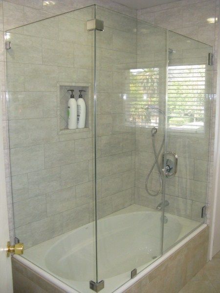 Glass Tub Enclosure, Tub With Glass Door, Bath Shower Doors, Glass Bathtub, Bathtub Enclosures, Tub To Shower Remodel, Bathtub Shower Combo, Tub Enclosures, Fiberglass Shower