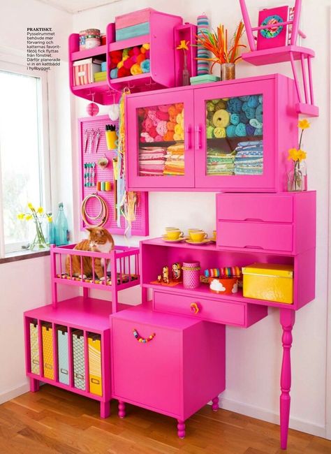 Pink Lighting Bathroom, Room Deco, The Desk, Funky Furniture, Dream House Decor, Upcycled Furniture, Sewing Room, 인테리어 디자인, Furniture Makeover