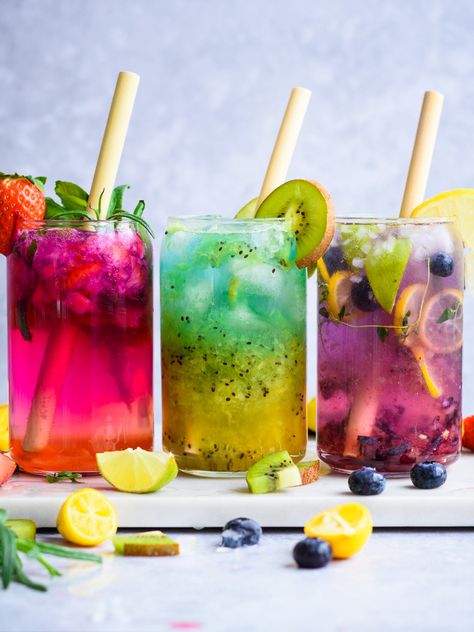 Recipes Tropical Fruit Juice, Fruit Drinks Aesthetic, Juice Photography Styling, Tropical Juice Recipe, Colourful Drinks, Fruit Inspiration, Litchi Fruit, Blue Majik, Fruit Drinks Recipes