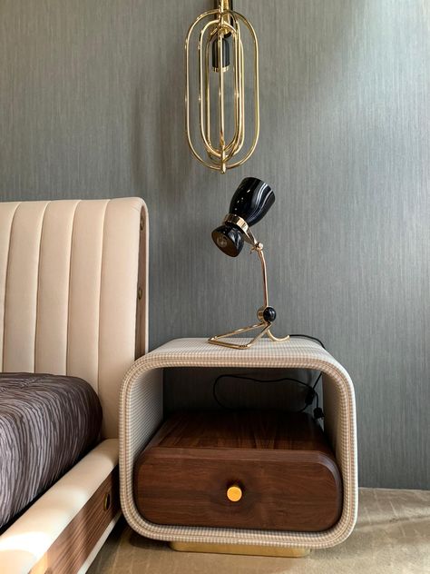 Covet House is where modern classic meets mid-century style in a luxury atmosphere, from the dining room to the living room, from casegoods to lighting. Discover the best of Maison et Objet, by clicking on the image. #CovetHouse #CuratedDesign #maisonetobjet #maisonetobjetparis #momplatform #MO20 #pdw20 #design #pdh20 #CovetParis #wowmaisonobjet2020 Side Unit Design, Side Table With Dressing Unit, Bedside Table Luxury, Side Tables Bedroom Modern Luxury, Night Stand Modern Luxury, Bed Side Table Design, Modern Bedroom Furniture Sets, Tiny Bedroom Design, Side Bed