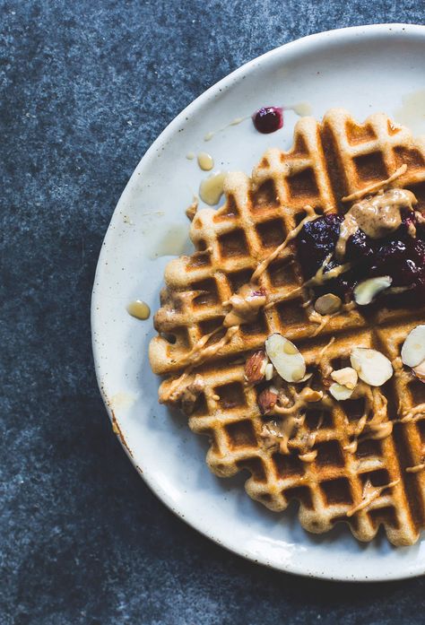 Gluten-Free Kefir Waffles {no gums} Kefir Waffles, Heartbeet Kitchen, Buckwheat Waffles, Healthy Pancake, Pain Sans Gluten, Gluten Free Waffles, Amazing Breakfast, Brown Rice Flour, Waffle Toppings