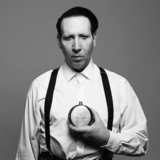 Holy water with @marilynmanson for new book Provocateur. By @thetylershields Oliver Sykes, Iconic Singers, Tyler Shields, Brian Warner, Ur Mum, Marilyn Manson, No Makeup, Holy Water, 10 Picture