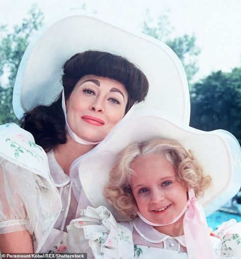 Oscars accused of trolling Faye Dunaway with Mommie Dearest clip Mommie Dearest Movie, Mommie Dearest, Bad Mother, Bonnie Parker, Good Mother, Patti Lupone, An American In Paris, Social Media Feed, Mothers Day Weekend