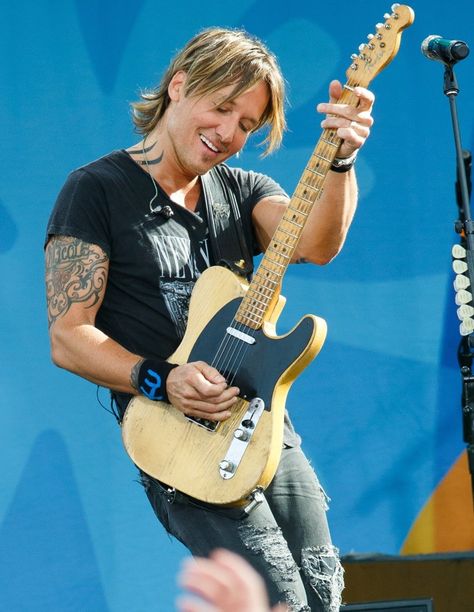 Keith Urban Aesthetic, Keith Urban Pictures, Keith Urban Latest Picture, Keith Urban Guitar, Famous Australians, Keith Urban Concert, Guitar Legends, Blake Sheldon, Urban Pictures