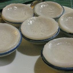 Thai Coconut Dessert (Kanom Tuy) recipe: Thai Coconut Pudding Thai Recipes Dessert, Vietnamese Dessert, Coconut Dessert, Khmer Food, Recipes To Cook, Japanese Street Food, Coconut Pudding, Coconut Desserts, Chinese Dessert