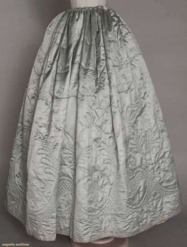 1770-1780s, Baby blue silk satin, draw-string waist, cream calamanco lining Quilted Garments, 18th Century Petticoat, Quilted Petticoat, 1770s Fashion, 18th Century Women, Augusta Auctions, Satin Quilt, 18th Century Dress, 18th Century Costume