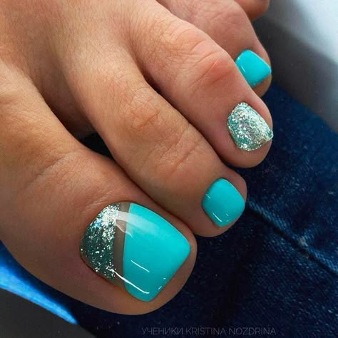 Geometric Prints for Nail Toe Nails ❤ 40+ Incredible Toe Nail Designs for Your Perfect Feet ❤ See more ideas on our blog!! #naildesignsjournal #nails #nailart #toes #toenaildesigns #toenails Toenail Art Designs, Feet Nail Design, Pedicure Designs Toenails, Pedicure Nail Designs, Gel Toe Nails, Acrylic Toe Nails, Toe Nail Color, Pretty Toe Nails, Summer Toe Nails