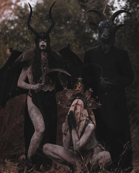 Occult Witch Aesthetic, Unholy Aesthetic, Satanism Aesthetic, Occult Photography, Occult Art Dark, Hell Aesthetic, Occult Aesthetic, Dark Photoshoot, Spooky Shoot