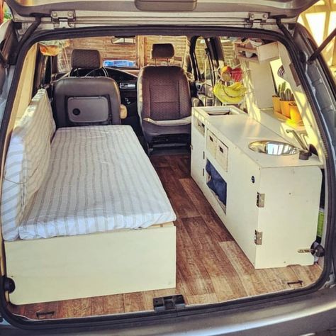 Follow 〰️ @bo3hm * * * * #minivanconversion #minivan #travel #vanconversion #campersvan #design #fordtransit #transitconnect… | Instagram Minivan Conversion, Kangoo Camper, Minivan Camper Conversion, Suv Camper, Auto Camping, Minivan Camping, Truck Bed Camping, Suv Camping, Camping Van