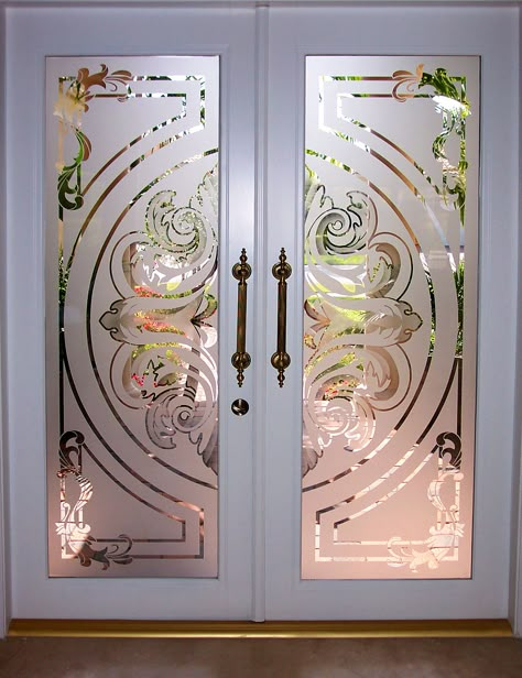 I Love etched glass doors. whhhaaaaaaaaaat that's awesome, it's a sign. Door Glass Inserts, Porte In Ferro, Window Glass Design, Glass Etching Designs, Etched Glass Door, Etching Designs, Glass Door Design, Home Door Design, Pooja Room Door