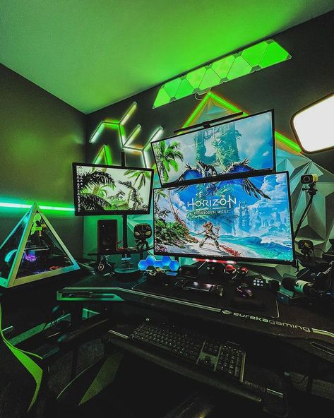 Imac Office, Otaku Room Aesthetic, Gamer Aesthetic, Setup Inspiration, Dream Sequence, Hawaii Wall Art, Computer Gaming Room, Setup Gaming, Retro Bedrooms