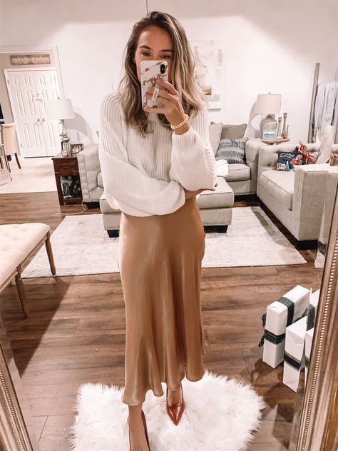 Champagne Gold Skirt Outfit, Cream Silk Top Outfit, Rose Gold Silk Skirt, Maxi Silk Skirt Outfit Winter, How To Style Silk Midi Skirt, Satin Midi Skirt Outfit Curvy, Brown Silk Midi Skirt Outfit, Silky Skirt Outfit Fall, Gold Satin Skirt Outfit Winter