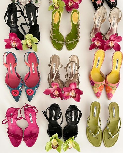 Future Wardrobe, 2000s Fashion Outfits, Aesthetic Shoes, Spring Fling, Indian Fashion Dresses, Carrie Bradshaw, Girls Dream, 2000s Fashion, Designer Heels