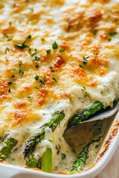 Cheesy Asparagus Casserole 11 Keto Asparagus Casserole, Asparagus And Rice Recipes, How To Cook Asparagus In The Oven, Xmas Side Dishes, Asparagus With Sauce, Recipes With Asparagus, Cheesy Asparagus Casserole, Chicken Asparagus Bake, Cheesy Baked Asparagus