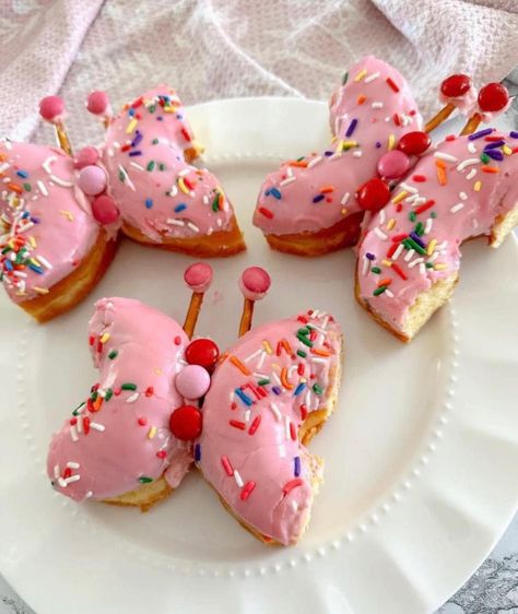 Brookies Cookies, Donut Decorating Ideas, Spring Breakfast, Easy Donuts, Diy Donuts, Kids Party Food, Fairy Birthday, Butterfly Birthday, Food Crafts