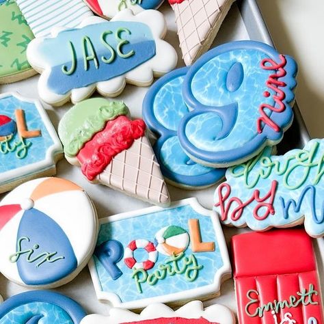 Morgan McShan on Instagram: "POOL PARTY ☀️☀️ • • • Pool background printed by @eddie_edibleinkprinter" Pool Cookies, Pool Theme Cookies, Birthday Cake Pool Party Theme, Pool Party Cookies, Pool Party Themed Cookies, Eddie Printed Cookies, Pool Cookies Decorated, Pool Theme Cake Pops, Pool Party Cookies Decorated