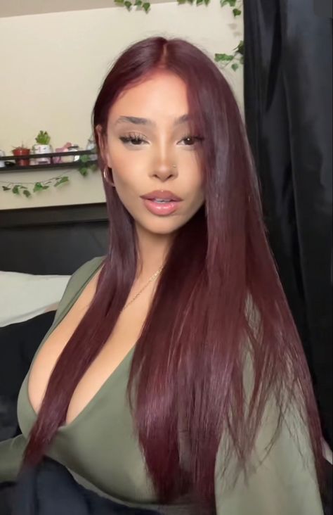 Black To Maroon Hair, Leah Halton Red Hair, Hair Color Ideas For Brown Hair Red, Burgundy Hair Transformation, Burgundy Hair On Olive Skin, Skin Shirt Outfit, Mexicans With Red Hair, Attractive Hair Color For Women, Cherry Red Hair Tan Skin