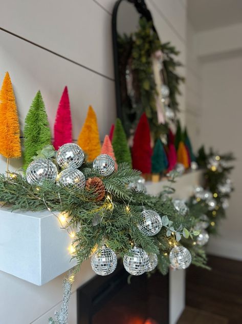 Disco Balls On Christmas Tree, Disco Christmas Tablescape, Christmas Decor Disco Balls, Disco Ball Christmas Tree Ornaments, Disco Ball Holiday Decor, Disco Ball Garland Christmas, Disco Theme Christmas Tree, Disco Ball Christmas Wreath, Disco Ball Tree Christmas