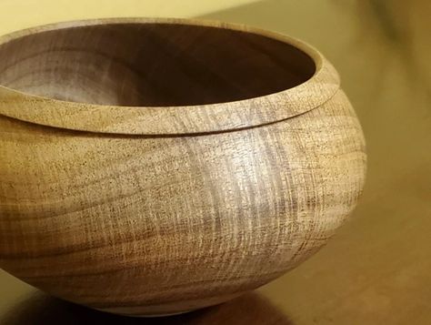 Gallery Turned Bowls, Woodturning Ideas, Wood Turned Bowls, Turning Projects, Lathe Projects, Wood Turning Projects, Woodturning, Wood Bowls, Wooden Bowls