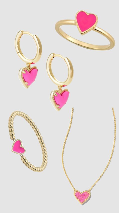 #outfitinspo #preppy #inspo Preppy Accessories Rings, Preppy Charm Necklace, Preppy Key Ring, Pink Rings With Heart Charm As Gifts, Pink Heart Ring With Charm As Gift, Preppy Ring, Preppy Inspo, Surf Jewelry, Jewelry Lookbook