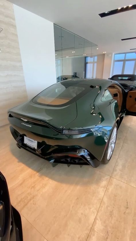 Ashton Martin Suv, Aston Martin Vantage Green, Aston Martin Vantage Interior, Green Aston Martin Aesthetic, Austin Martin Vantage, Austin Martin Cars, Aston Martin Aesthetic, Green Aston Martin, Aston Martin Car