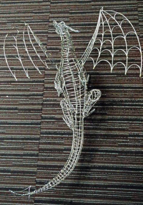 Metal Wire Art Sculpture, 3d Wire Sculpture, Wire Dragon, Metal Wire Art, Diy Dragon, Mini Dragon, Wire Art Sculpture, Wire Wrapped Stone Jewelry, Copper Crafts