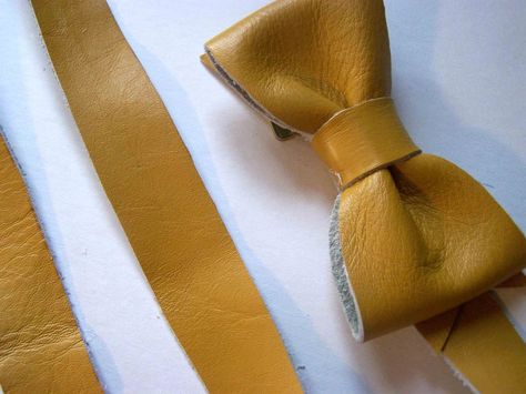 Made by Me. Shared with you.: Leather Bow Tutorial and Template Leather Bowtie, Bow Tie Pattern, Diy Leather Bows, Moccasin Pattern, How To Make Leather, Leather Glue, Leather Bow Tie, Bowtie Pattern, Bow Template