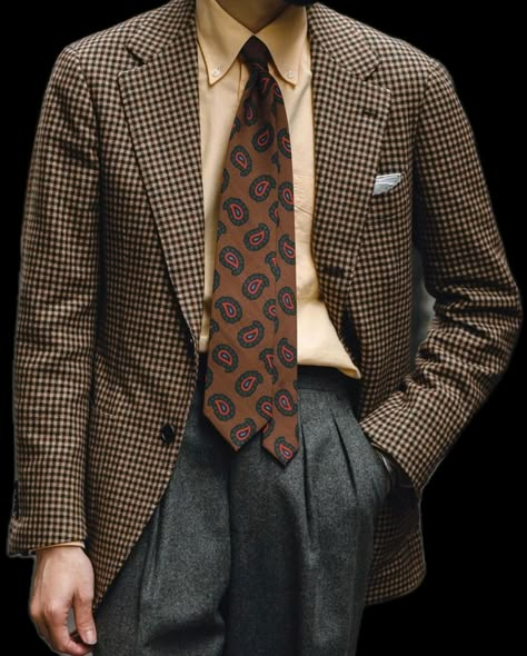 Autumn Suits Men, Vintage Outfit Inspo Men, Mens Vintage Suit, Vintage Blazer Outfit Men, Retro Suits Men, Fall Suits For Men, Checkered Suit Men, Vintage Suits For Men, Classic Suits For Men