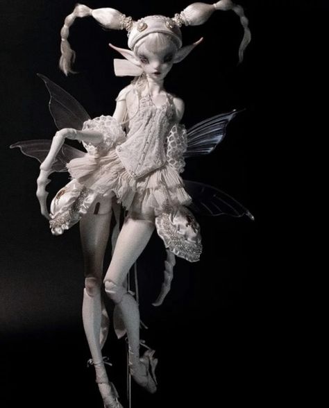 Fantasy Dolls, Doll Aesthetic, Fantasy Art Dolls, Gothic Dolls, Unique Dolls, Art Dolls Handmade, Jointed Dolls, Creepy Dolls, Anime Dolls