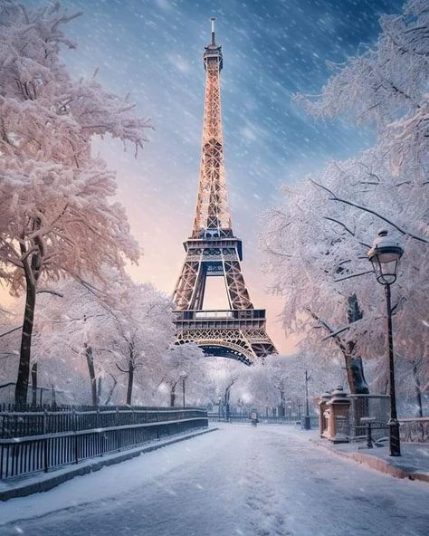 A winter wonderland beneath the iconic Eiffel Tower in Paris❄️🤍✨! Paris Aesthetic Winter, France Snow, Paris Background, Paris In Winter, Tower Photography, Paris Drawing, Eiffel Tower Painting, Eiffel Tower Photography, Eiffel Tower In Paris