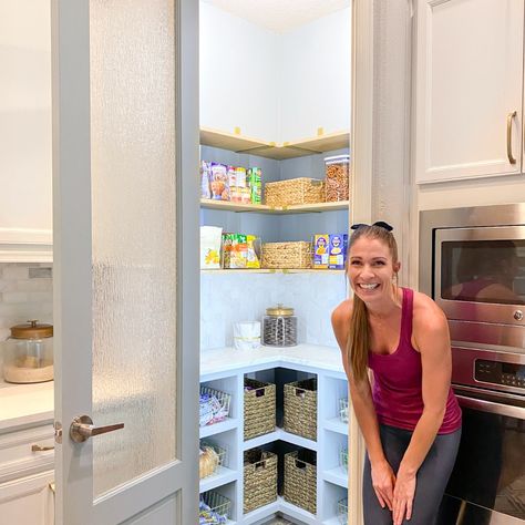 DIY Pantry Renovation | How To Build A Custom Pantry Small Corner Pantry, Kitchen Corner Pantry, Corner Pantry Ideas, Small Walk In Pantry, Corner Pantry Cabinet, Corner Kitchen Pantry, Pantry Renovation, Pantry Closet Design, Custom Pantry