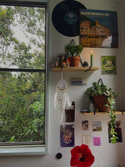 Granola Room Decor, Granola Room Aesthetic, Bedroom Indie, Room Plants, Bedding Inspiration, Uni Room, Indie Room Decor, Room Goals, Indie Room