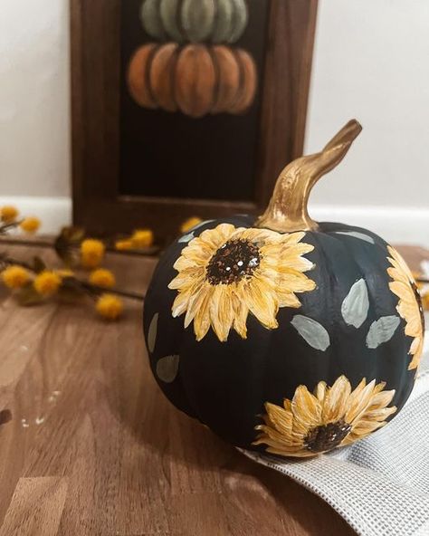 Painted Flower Pumpkins, Checkered Painted Pumpkin, Painting Thanksgiving Pumpkins, Flowers Painted On Pumpkins, Painting Fall Pumpkins Ideas, Pumpkin Painting Supplies, Fall Leaves Pumpkin Painting, Sunflower Painted Pumpkin, Pumpkin Flower Painting