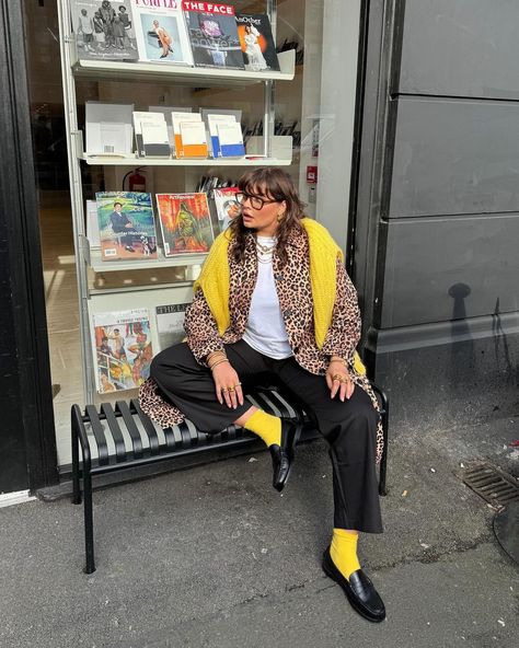 Francesca Perks (@francescaperks) • Fotos e vídeos do Instagram Plus Size Winter Outfits 2024, Yellow Socks Outfit, Eclectic Winter Outfit, Leopard Print Outfits Summer, Dopamine Outfits, Colorful Tights Outfit, Colorful Socks Outfit, Eclectic Outfit, Colour Outfit