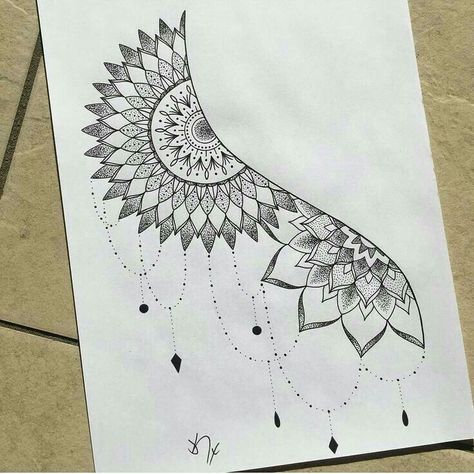 Curved Mandala Tattoo, Mandala Arm Tattoo, Dotwork Tattoo Mandala, Tattoo Pencil, Arte Doodle, Muster Tattoos, Skeleton Hand Tattoo, Mandala Tattoo Design, Doodle Art Drawing