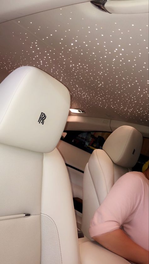 Luxury Lifestyle Couple, New Luxury Cars, Luxury Car Interior, Furniture Details Design, Lux Cars, Rich Girl Lifestyle, Cute Car Accessories, Emotional Photography, Pink Car