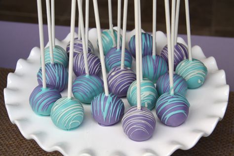 Mermaid Cake Pops Ideas, Essen, Cake Pops, Mermaid Cakepops Ideas, Lavender And Teal Birthday Party Ideas, Teal And Purple Birthday Party Ideas, Mermaid Cake Balls, Cake Pop Mermaid, Cake Pops Mermaid