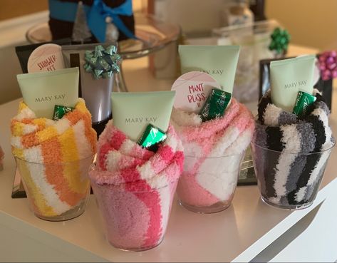 Mary Kay Mint Bliss Gift Ideas, Sock Presents Gift Ideas, Mary Kay Mint Bliss And Socks, Mary Kay Basket Ideas, Gifting Socks Ideas, Mary Kay Teacher Appreciation Gifts, Sock Gifts For Christmas, Mint Bliss Mary Kay Christmas Gifts, Bath And Body Works Gift Ideas