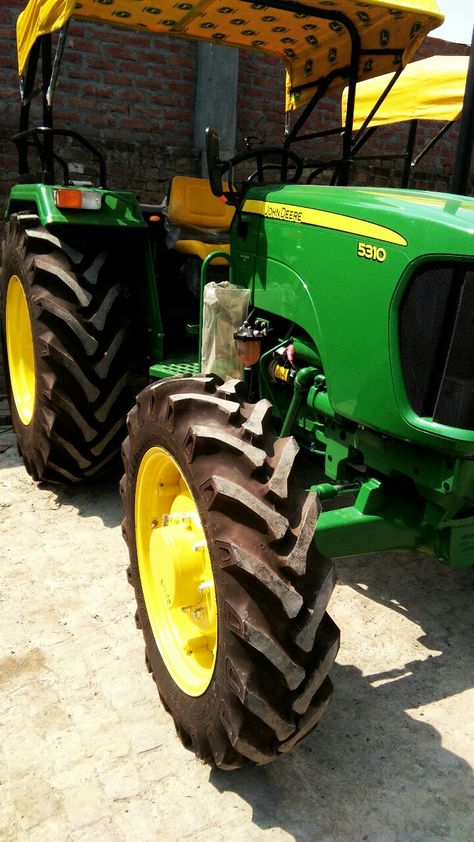 John Deere 4*4 it's Indian model Tractor Indian, John Deere Tractors Farms, Cool Instagram, New Photo Download, John Deere Tractors, Life Ideas, Village Life, Farm Tractor, Photo Download