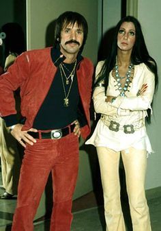 sonny and cher on Pinterest | Farrah Fawcett, Bob Mackie and Comedy Sonny And Cher Costumes, 70s Couple Costume, Cher Costume Halloween, Sonny And Cher Costume, 70s Halloween Costume, 70s Couple, Cher 70s, 70s Celebrities, Cher Looks